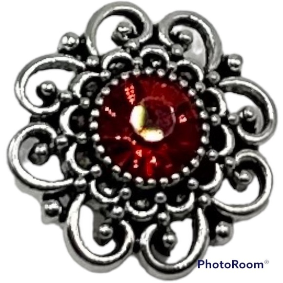 Ginger Snap #207 - “Victorian Style Snap with Red Stone” For 18mm Snap Jewelry! - Picture 1 of 6